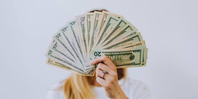 Spending without Shame: Managing Money Guilt and Building Confidence