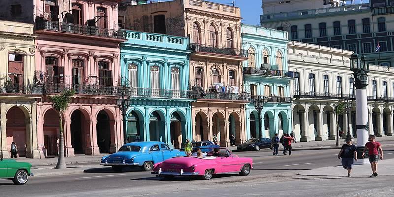 Cuba – Where Old Traditions and Modern Living Walk Together