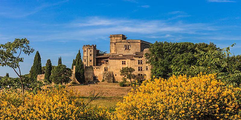 Lourmarin, Provence’s Jewel Crowned by a Stunning Medieval Castle